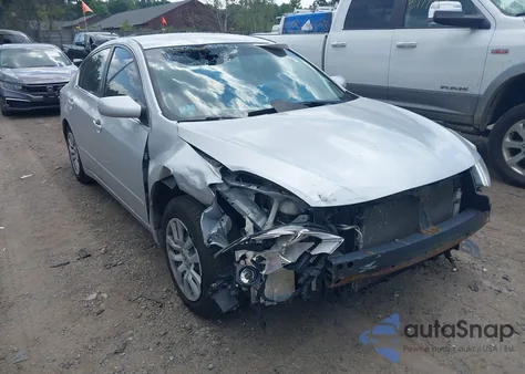 2012 Nissan Altima 2.5 S z USA, uszkodzony, nr VIN 1N4AL2AP2CC107739